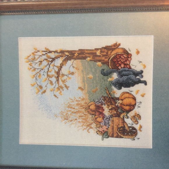 Just CrossStitch Magazine October 1999 - Picture 8 of 15